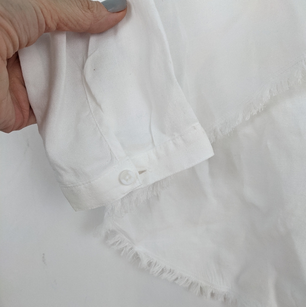 NEW Cloth & Stone Button Down Frayed Hi Lo Shirt - Picture 5 of 7